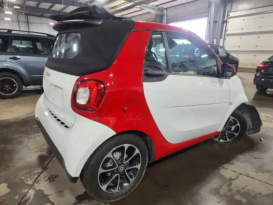 WMEFK5DA8HK116892 2017 SMART FORTWO-2