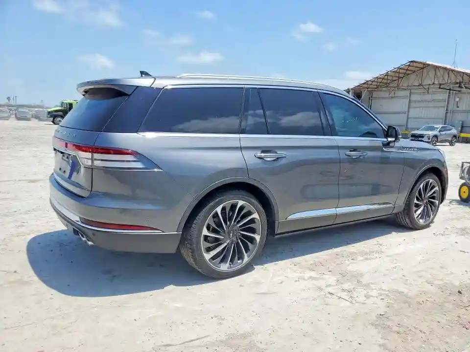5LM5J7WC6RGL05898 2024 LINCOLN AVIATOR-2