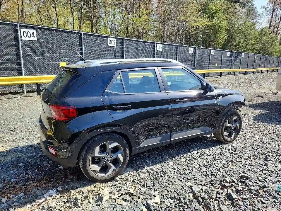 KMHRC8A31SU414577 2025 HYUNDAI VENUE-2