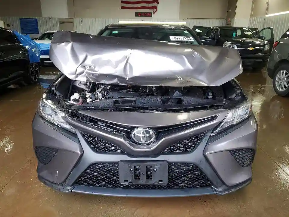4T1B11HK0KU805585 2019 TOYOTA CAMRY-4