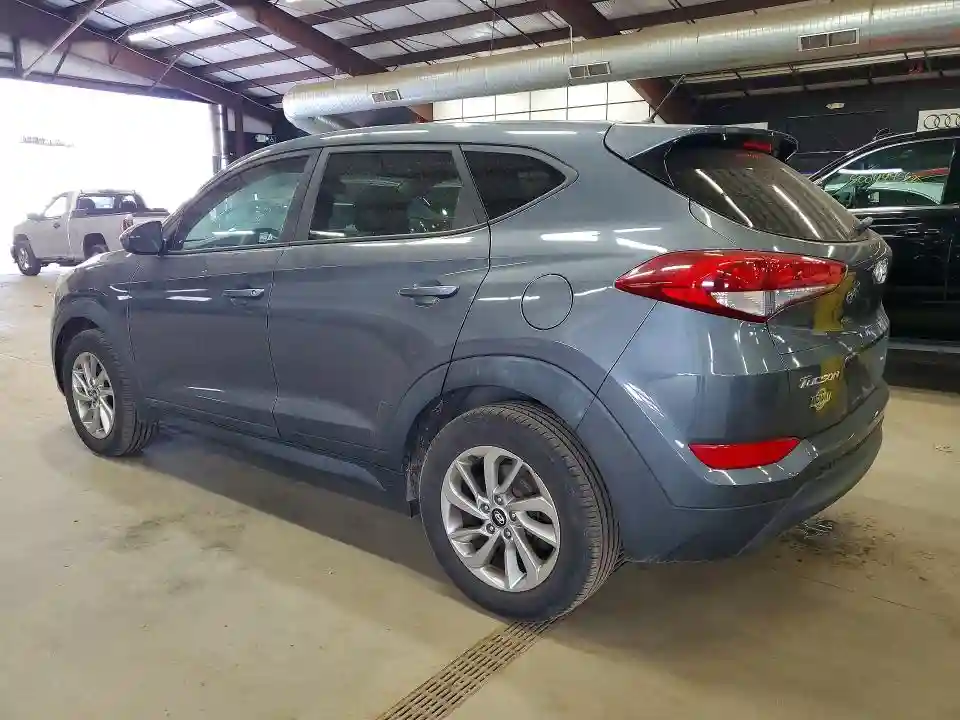 KM8J23A48JU683671 2018 HYUNDAI TUCSON-1
