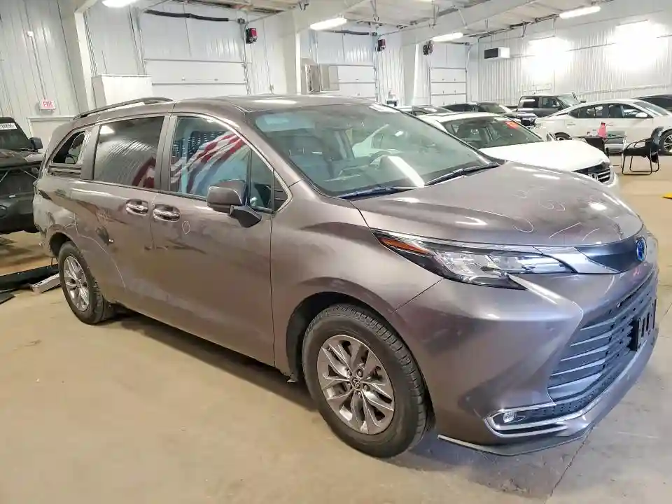 5TDYRKEC8PS156611 2023 TOYOTA SIENNA-3