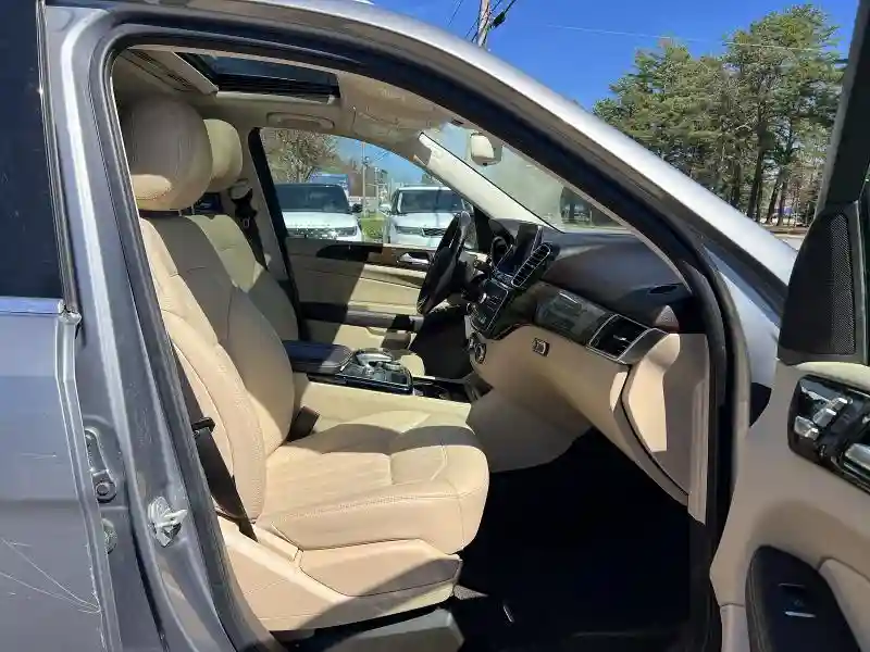 4JGDA5JB4GA693201 2016 MERCEDES-BENZ GLE-CLASS-4