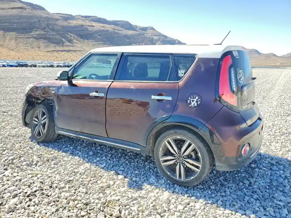 KNDJP3A53H7464012 2017 KIA SOUL-1
