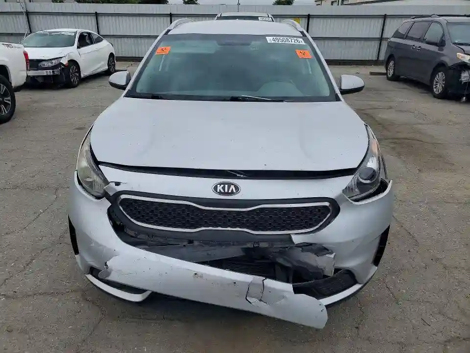 KNDCB3LC2H5090345 2017 KIA NIRO-4