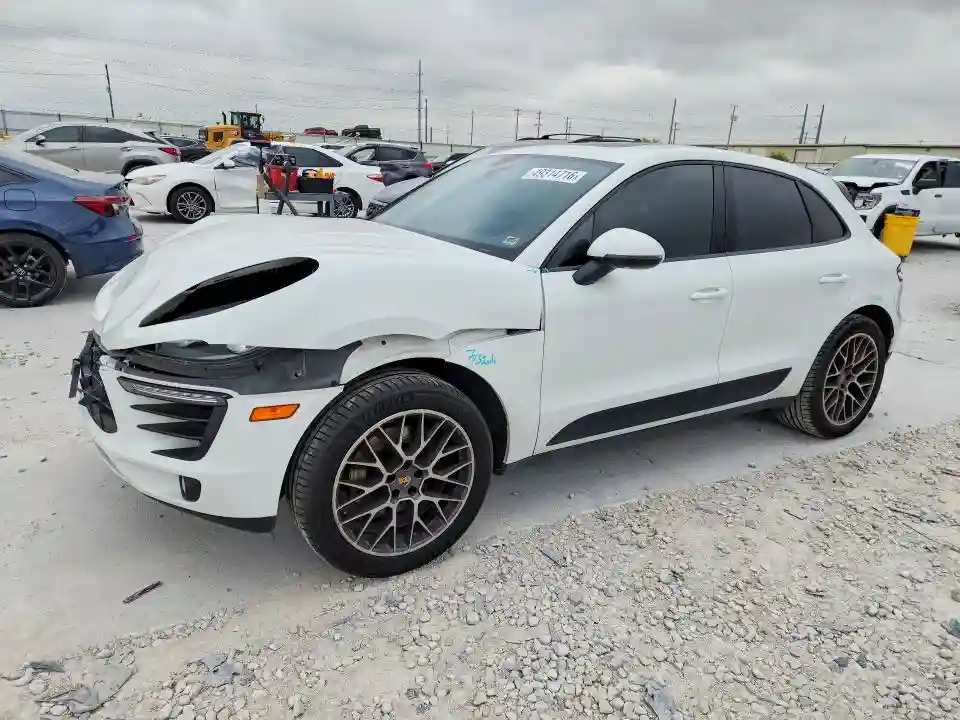 WP1AA2A53JLB20493 2018 PORSCHE MACAN-0