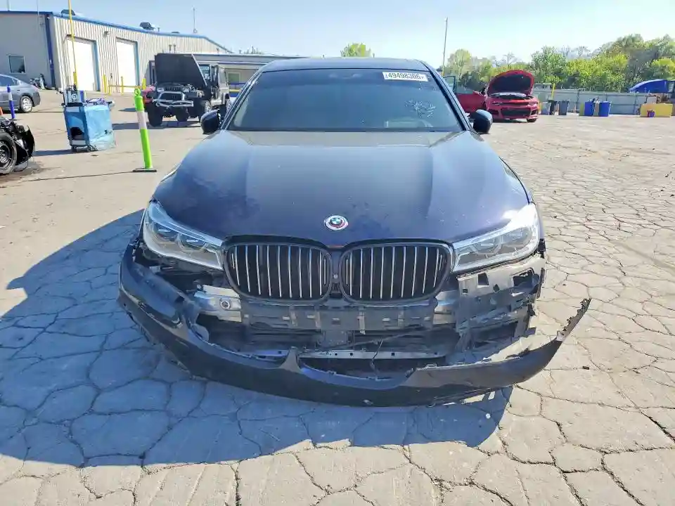 WBA7F2C52HG421718 2017 BMW 7 SERIES-4