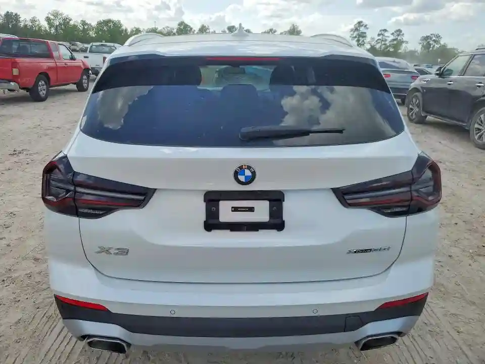 5UX53DP08R9W13386 2024 BMW X3-5