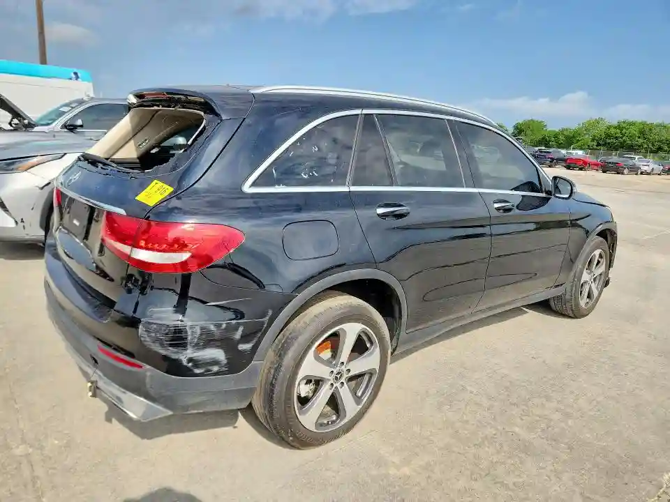 WDC0G4JB0JV062919 2018 MERCEDES-BENZ GLC-CLASS-2