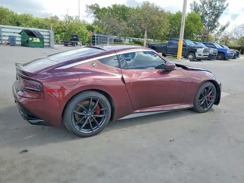 JN1BZ4BH8RM361669 2024 NISSAN Z PERFORMA-2