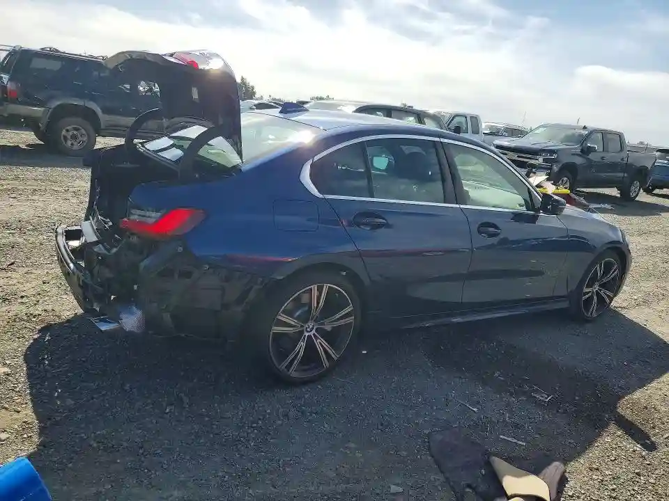 3MW5R1J07M8C09597 2021 BMW 3 SERIES-2
