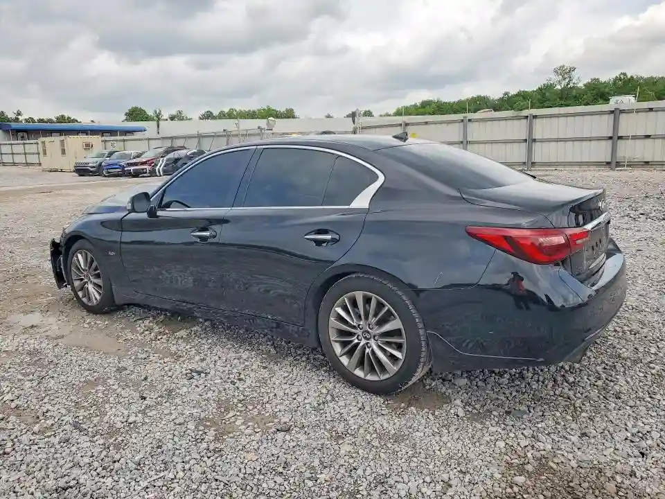 JN1EV7AP8JM361680 2018 INFINITI Q50-1