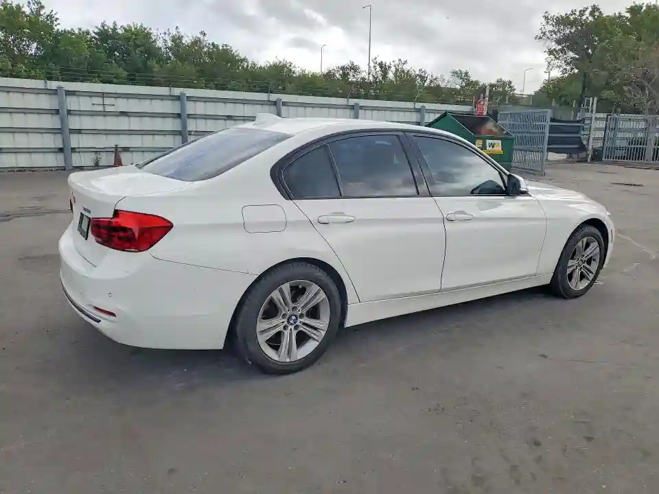 WBA8E9C52GK643526 2016 BMW 3 SERIES-2
