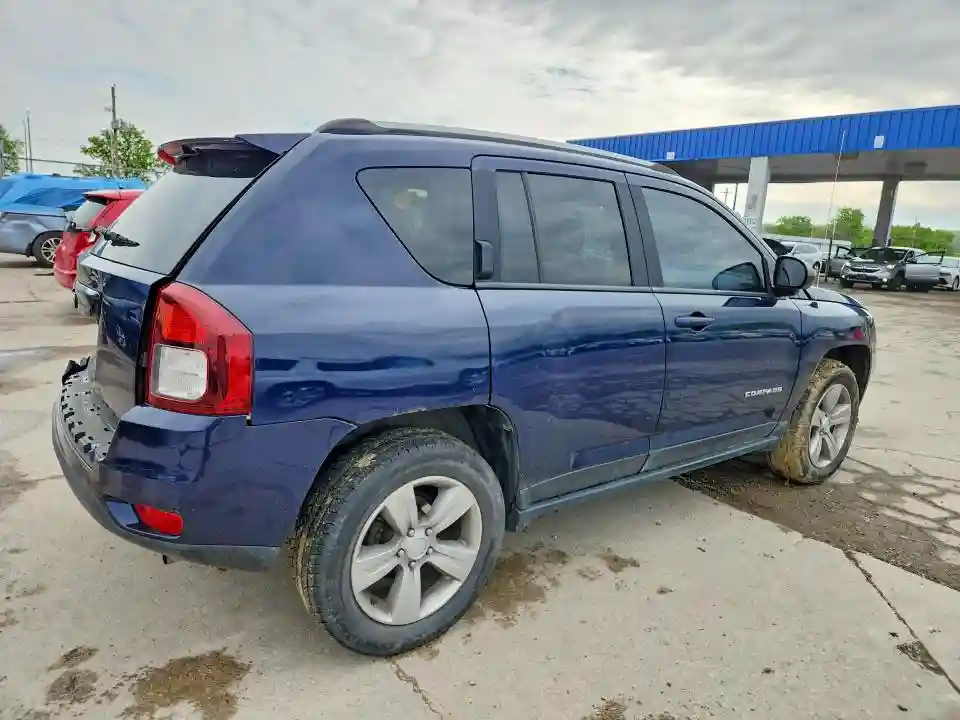 1C4NJDBBXGD662096 2016 JEEP COMPASS-2