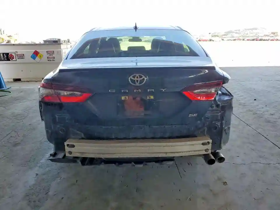 4T1G11AK8MU604083 2021 TOYOTA CAMRY-5