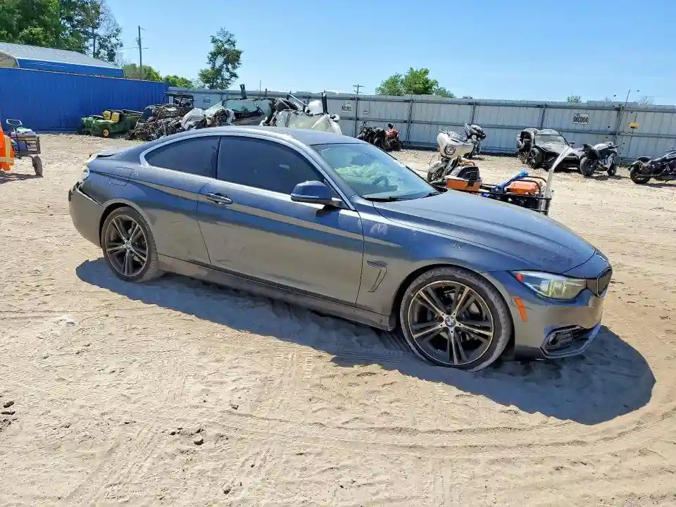 WBA4W3C55KAF93098 2019 BMW 3 SERIES-3