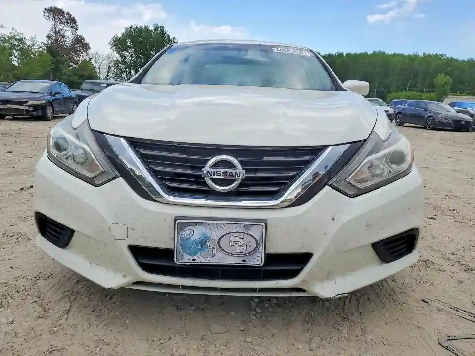 1N4AL3AP6HC161624 2017 NISSAN ALTIMA-4