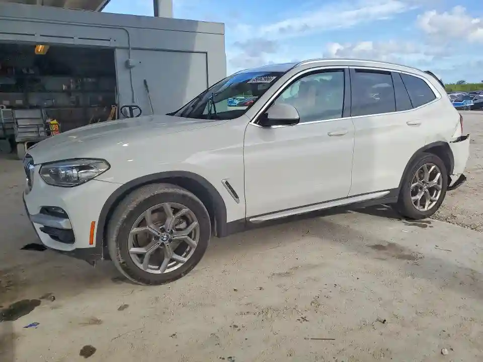 5UXTY3C00M9E86766 2021 BMW X3-0