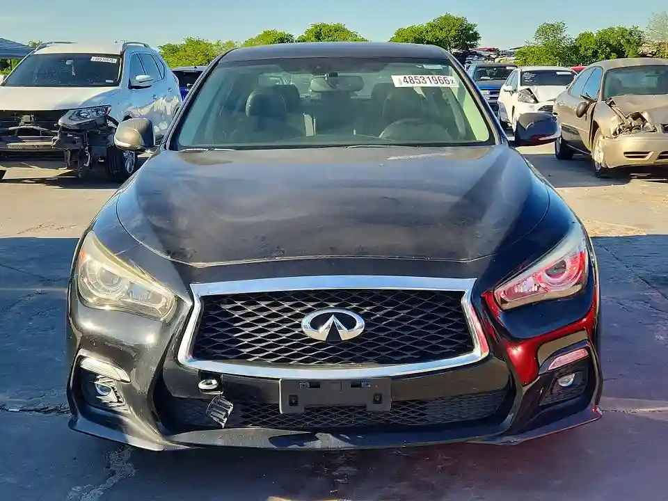 JN1EV7AR2JM434124 2018 INFINITI Q50-4