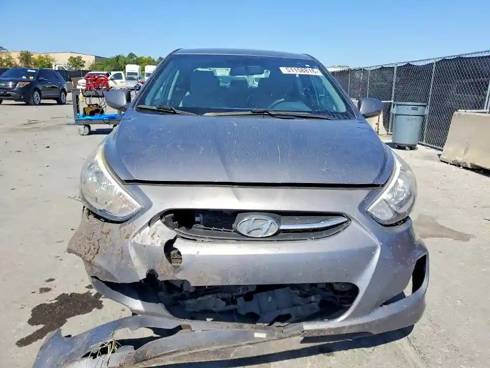 KMHCT4AE8HU288582 2017 HYUNDAI ACCENT-4