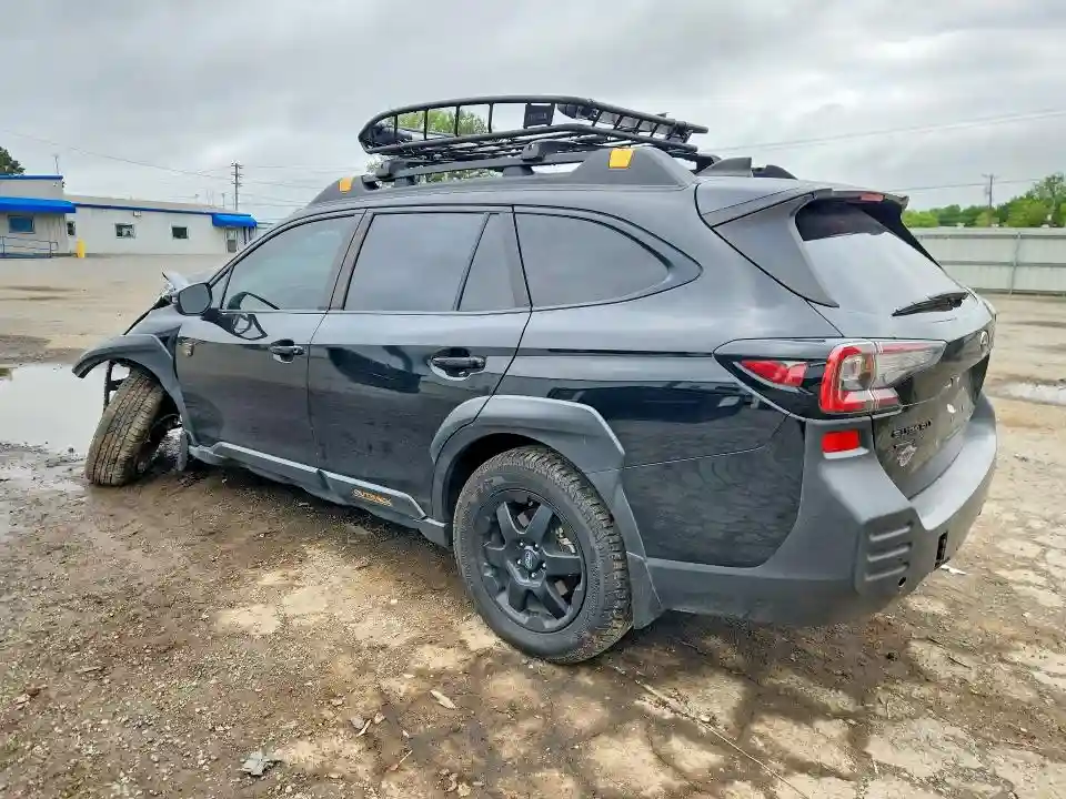 4S4BTGUD8N3261979 2022 SUBARU OUTBACK-1