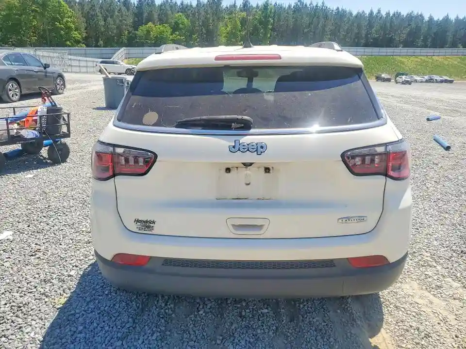 3C4NJCBB6LT235237 2020 JEEP COMPASS-5