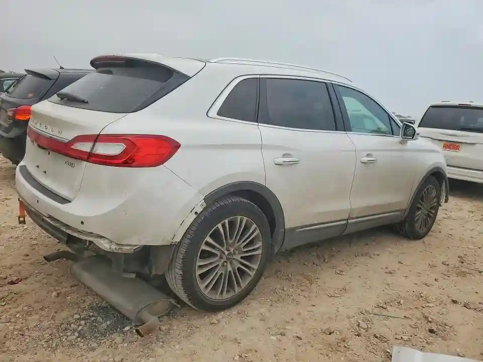 2LMTJ8LR8GBL47605 2016 LINCOLN MKX-2