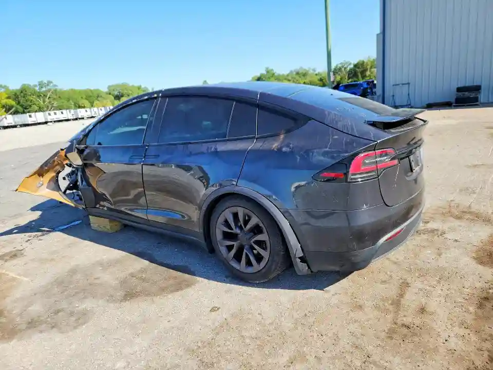 7SAXCDE57RF443765 2024 TESLA MODEL X-1