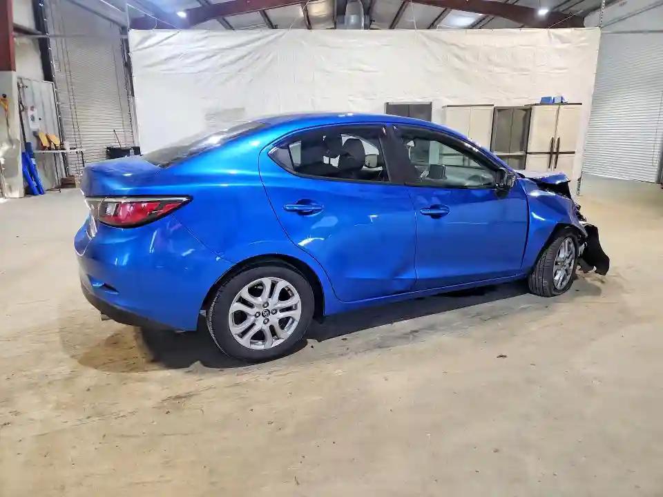 3MYDLBYV3HY157285 2017 TOYOTA YARIS-2