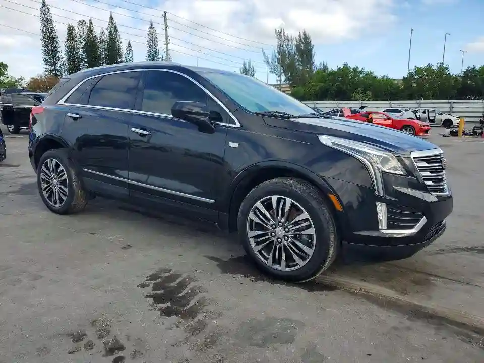 1GYKNERS6JZ201016 2018 CADILLAC XT5-3
