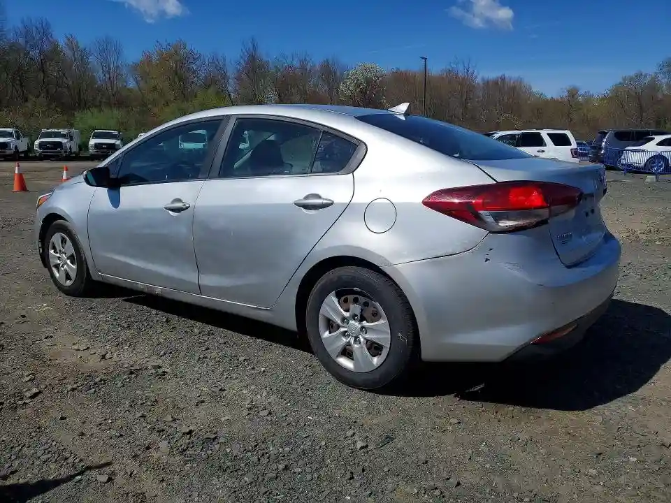 3KPFK4A74JE219463 2018 KIA FORTE-1