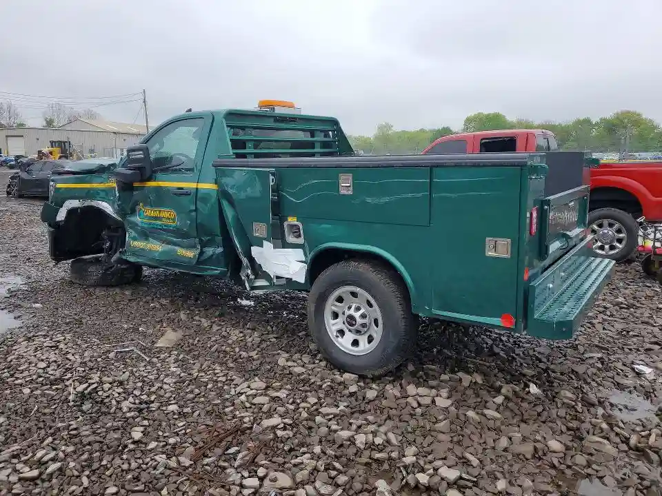 1GD3USE74SF183790 2025 GMC SIERRA-1