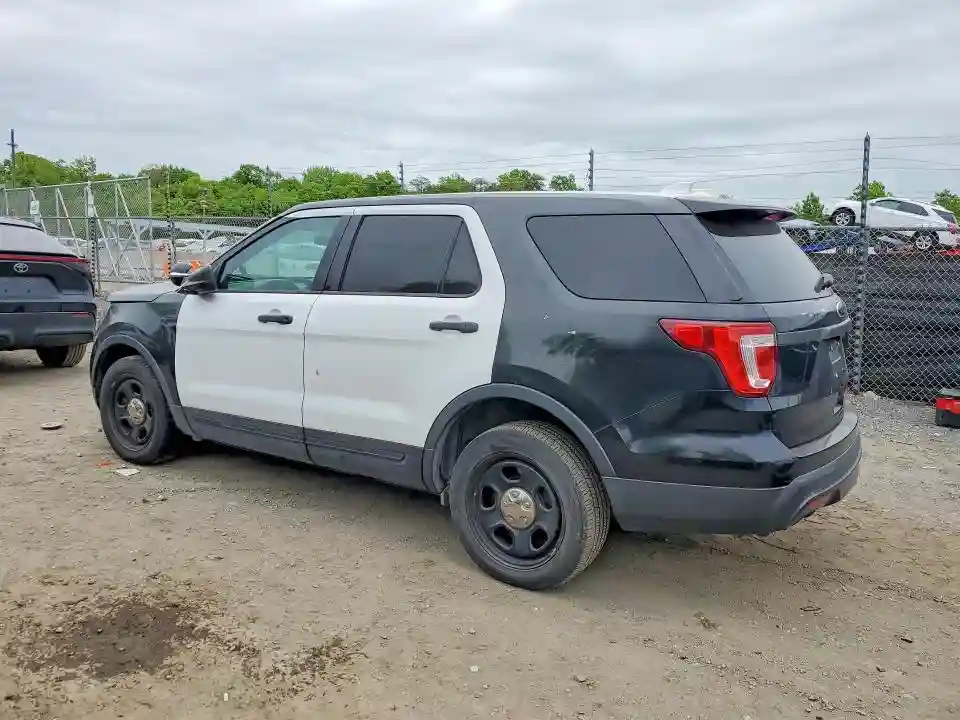 1FM5K8AR2HGB71570 2017 FORD EXPLORER-1