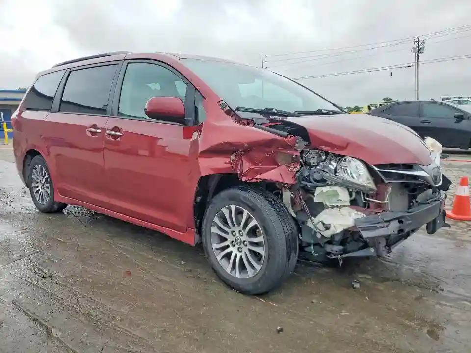 5TDYZ3DC2JS926378 2018 TOYOTA SIENNA-3