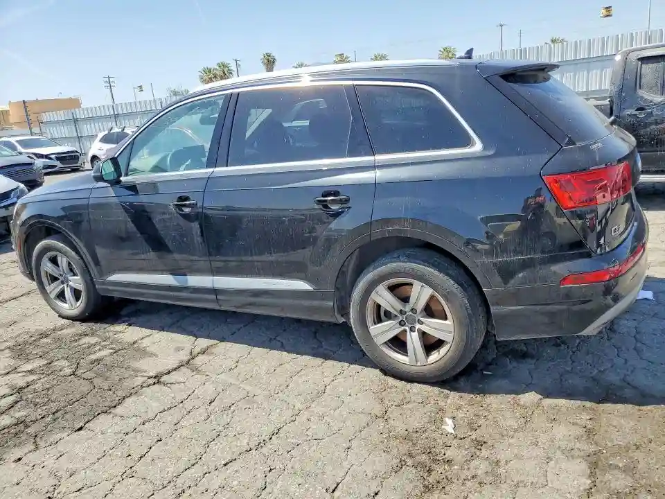 WA1AHAF7XKD020639 2019 AUDI Q7-1