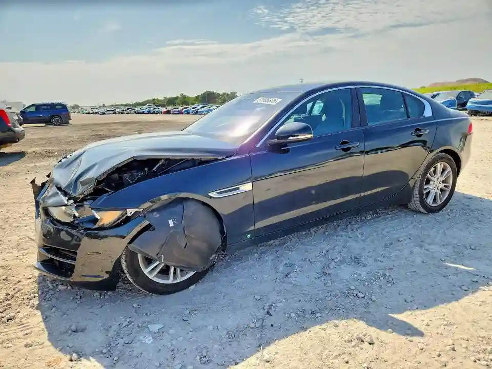 SAJAD4BG4HA975487 2017 JAGUAR XE-0