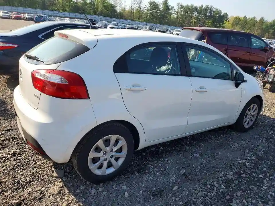 KNADM5A33F6443659 2015 KIA RIO-2