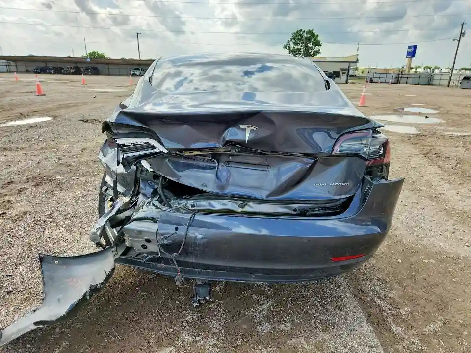 5YJ3E1EB2NF269656 2022 TESLA MODEL 3-5