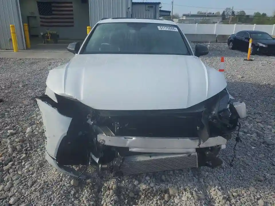 WA1B4AFY0S2035154 2025 AUDI SQ5-4