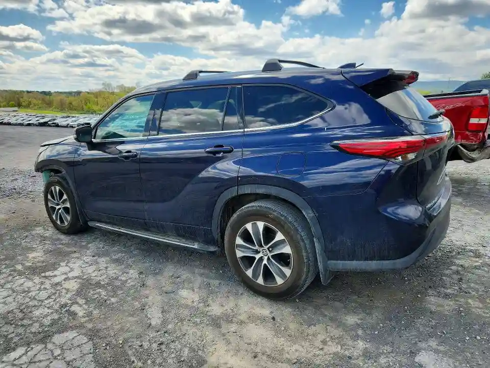 5TDHZRBH3MS160666 2021 TOYOTA HIGHLANDER-1