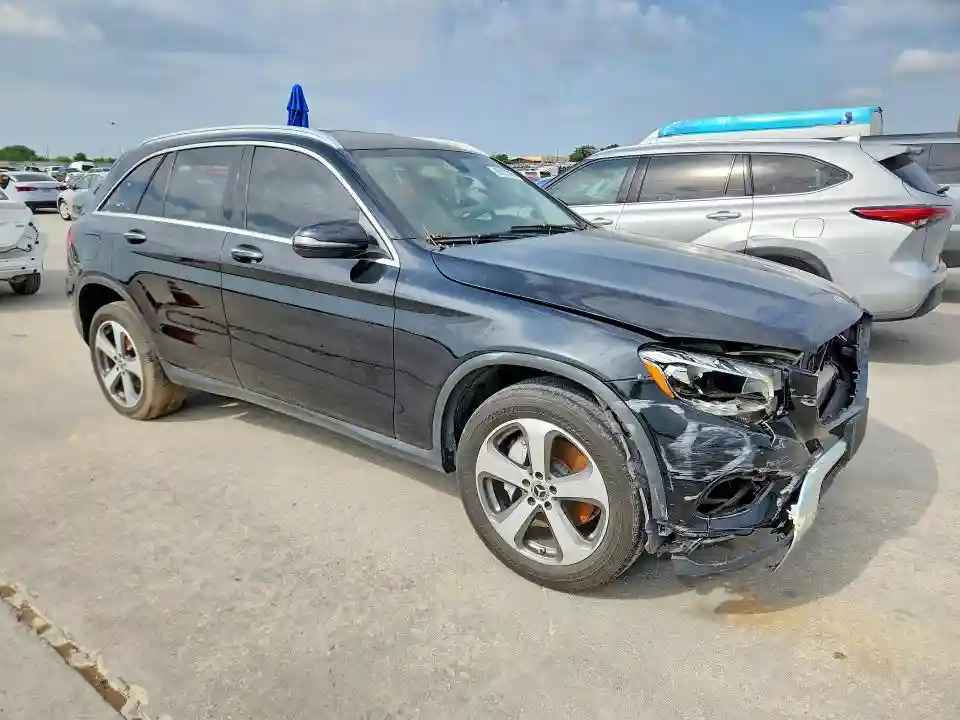 WDC0G4JB0JV062919 2018 MERCEDES-BENZ GLC-CLASS-3