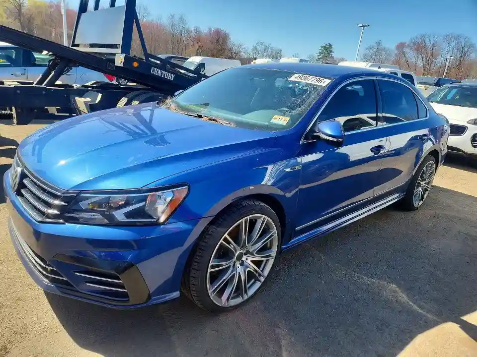 1VWDT7A37HC031165 2017 VOLKSWAGEN PASSAT-0