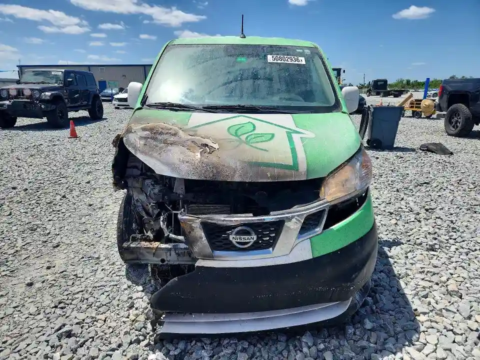 3N6CM0KN9LK709966 2020 NISSAN NV-4