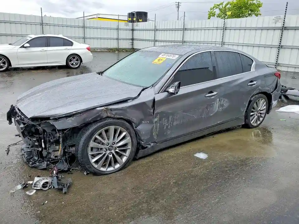 JN1EV7APXJM361891 2018 INFINITI Q50-0