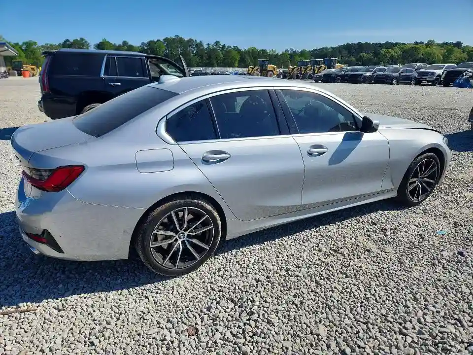WBA5R1C59KFH14038 2019 BMW 3 SERIES-2