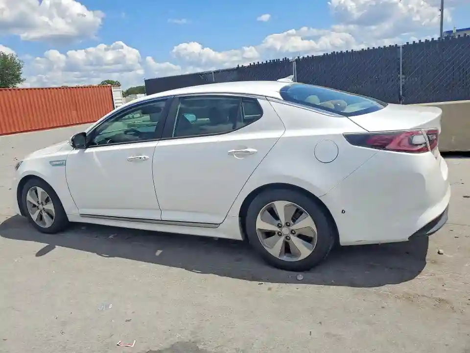 KNAGN4AD9F5090525 2015 KIA OPTIMA-1