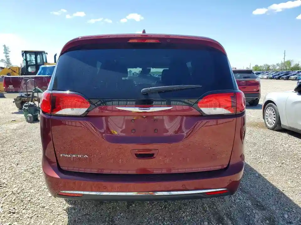 2C4RC1BG8JR197568 2018 CHRYSLER PACIFICA-5