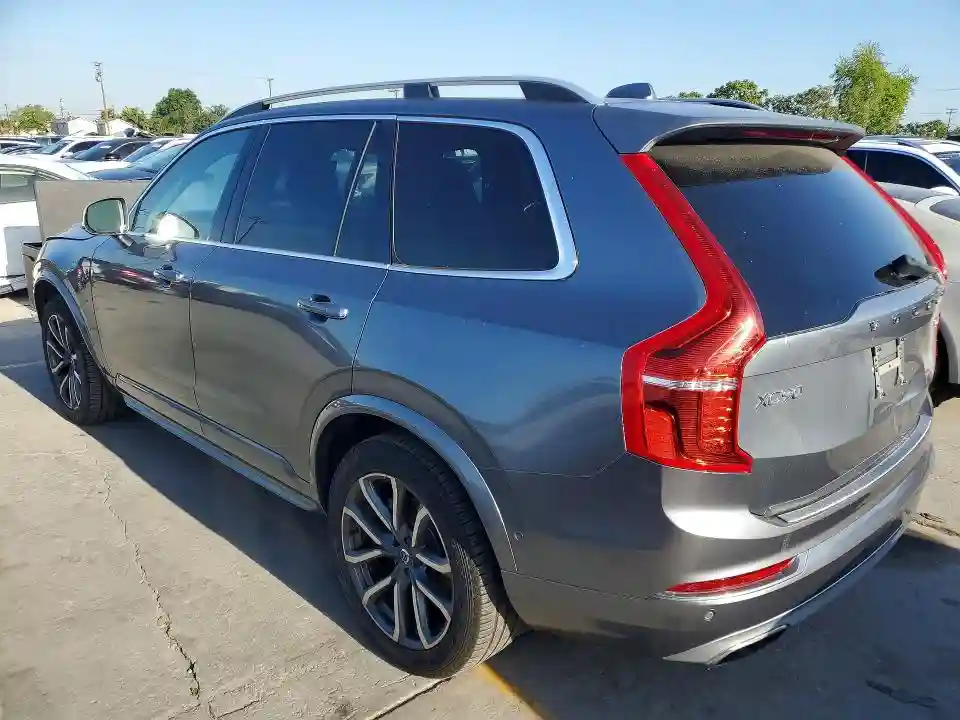 YV4A22PK8J1391165 2018 VOLVO XC90-1