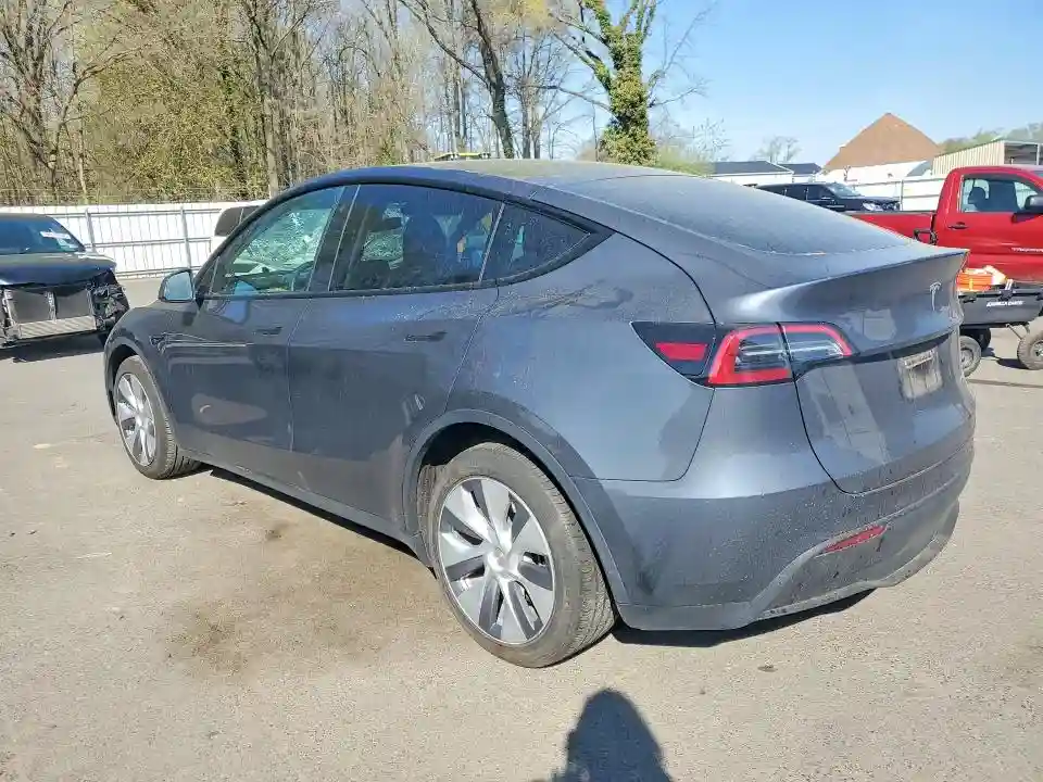 7SAYGDEE3PA036061 2023 TESLA MODEL Y-1