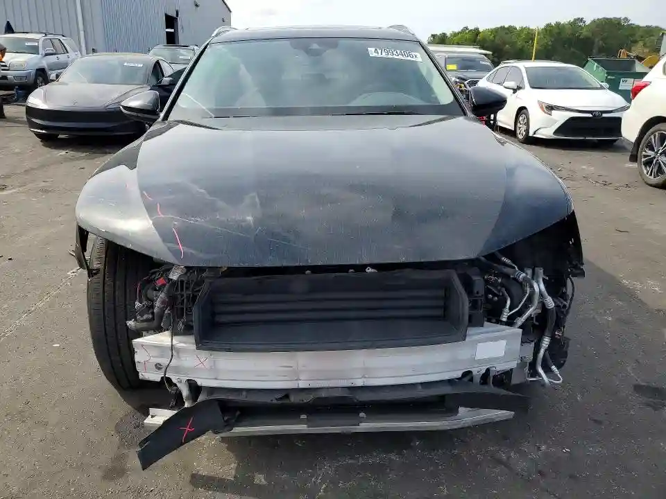 WA1LAAGE1KB023001 2019 AUDI E-TRON-4